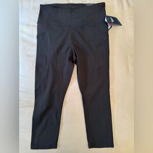 NWT Reebok Capri’s size L